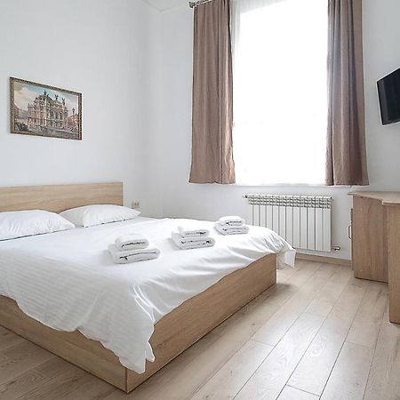 Buk Apartments On Doroshenka 29 إلفيف المظهر الخارجي الصورة
