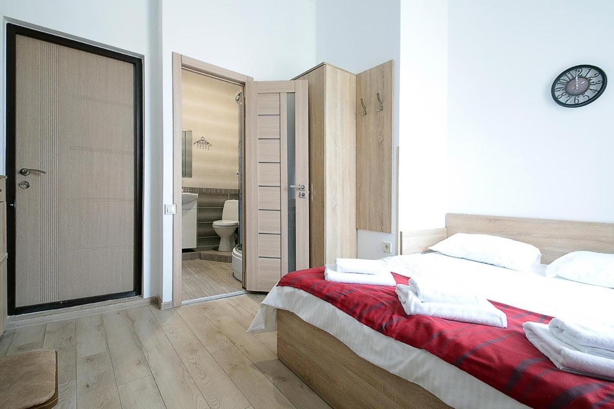 Buk Apartments On Doroshenka 29 إلفيف المظهر الخارجي الصورة