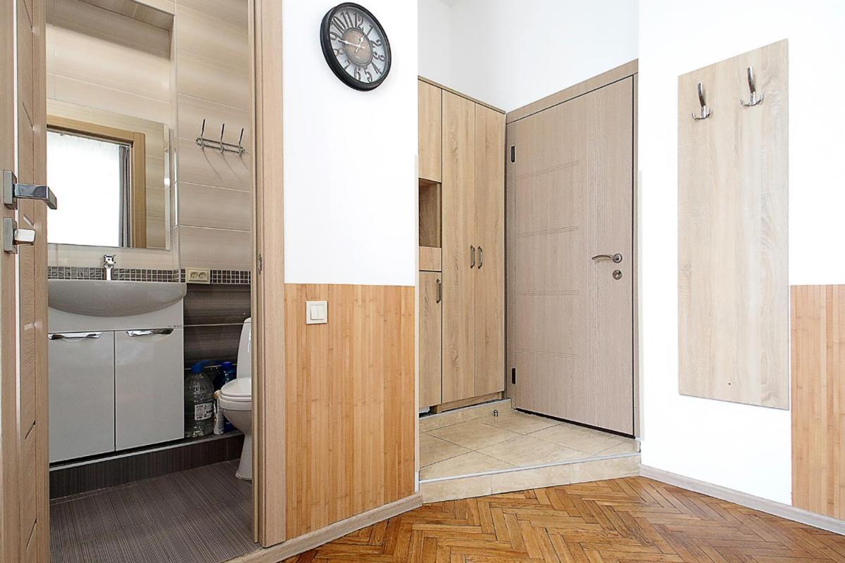Buk Apartments On Doroshenka 29 إلفيف المظهر الخارجي الصورة